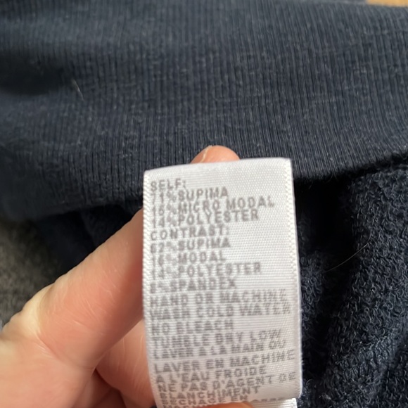 Navy crew neck long sleeve sweater - Picture 3 of 3